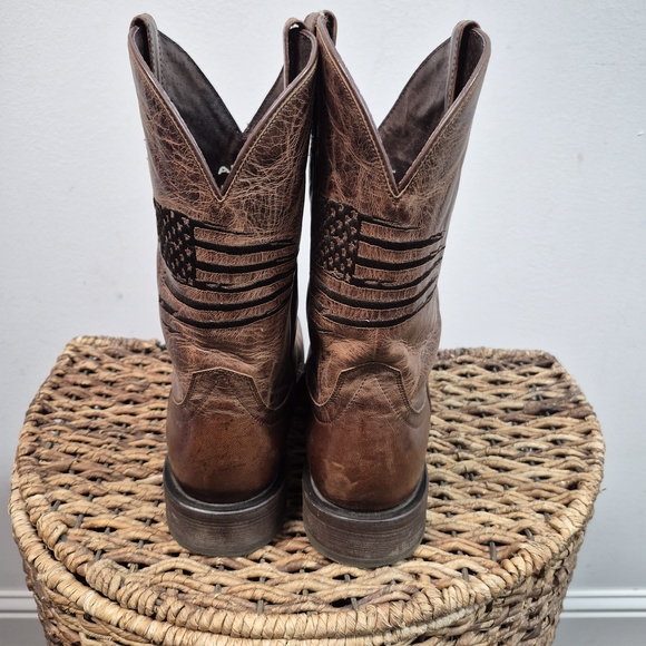 Ariat Distressed Brown Western Boots - Picture 3 of 5